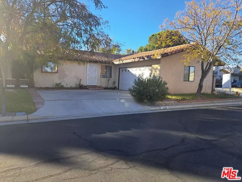 14349 Somerset Dr, Mojave, CA 93501