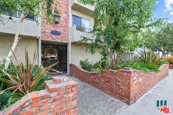 1821 S Bentley Ave #204, Los Angeles, CA 90025