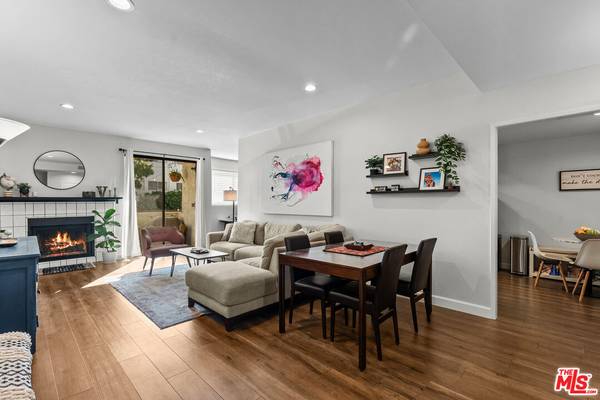 4542 Coldwater Canyon Ave #4, Studio City, CA 91604