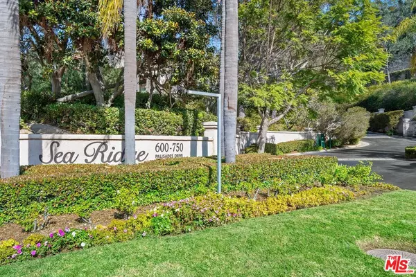 Pacific Palisades, CA 90272,622 Palisades Dr