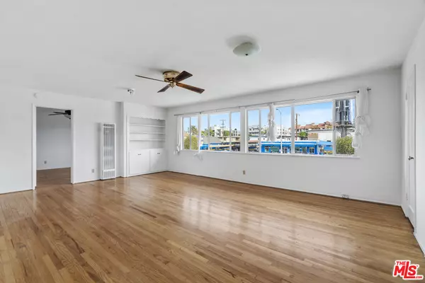 3773 Overland Ave #A, Los Angeles, CA 90034