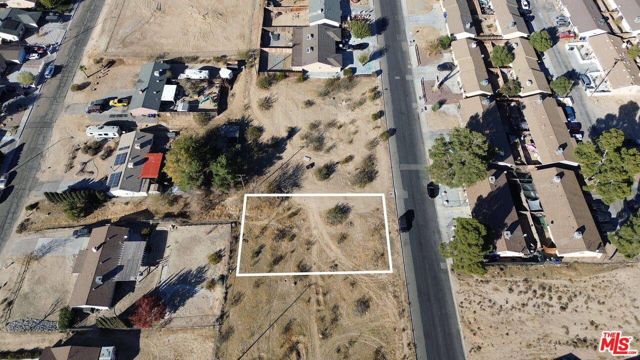 Victorville, CA 92394,16028 GREEN HILL Dr