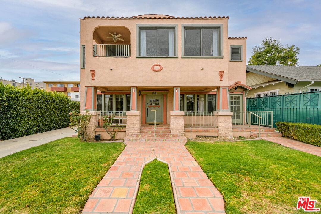 1335 N Mansfield Ave, Los Angeles, CA 90028