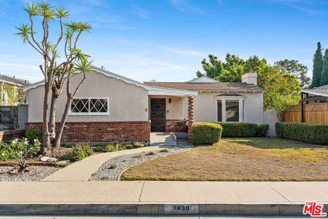 1630 Oak St, Santa Monica, CA 90405