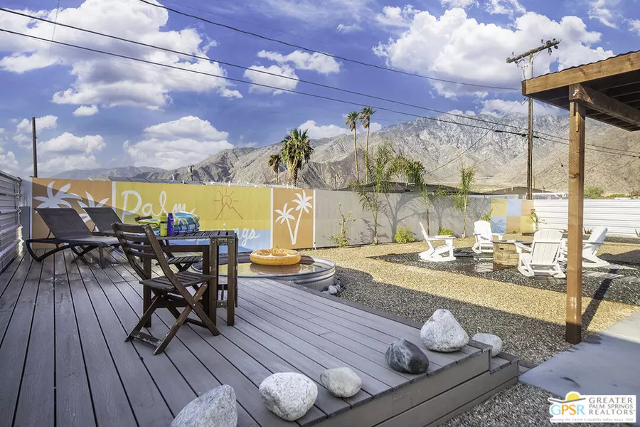 375 W Sunview Ave, Palm Springs, CA 92262