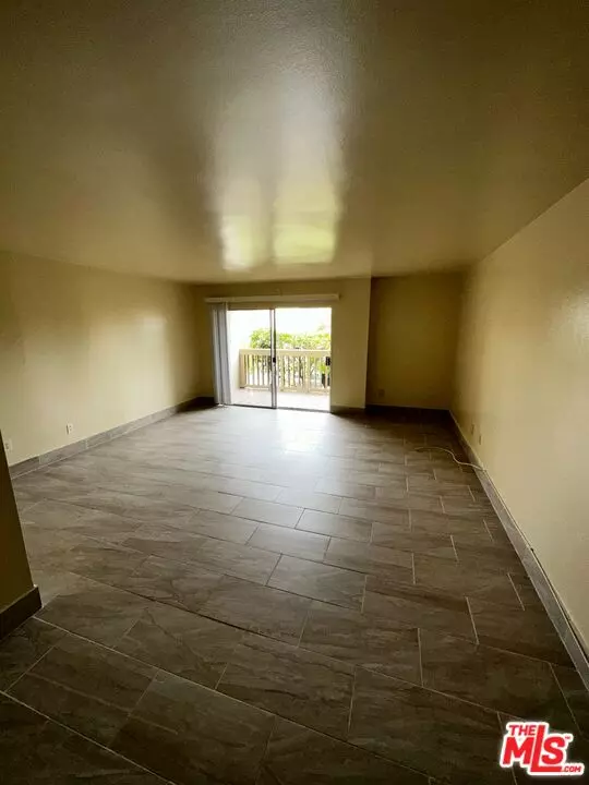 Torrance, CA 90503,3422 Maricopa St #101