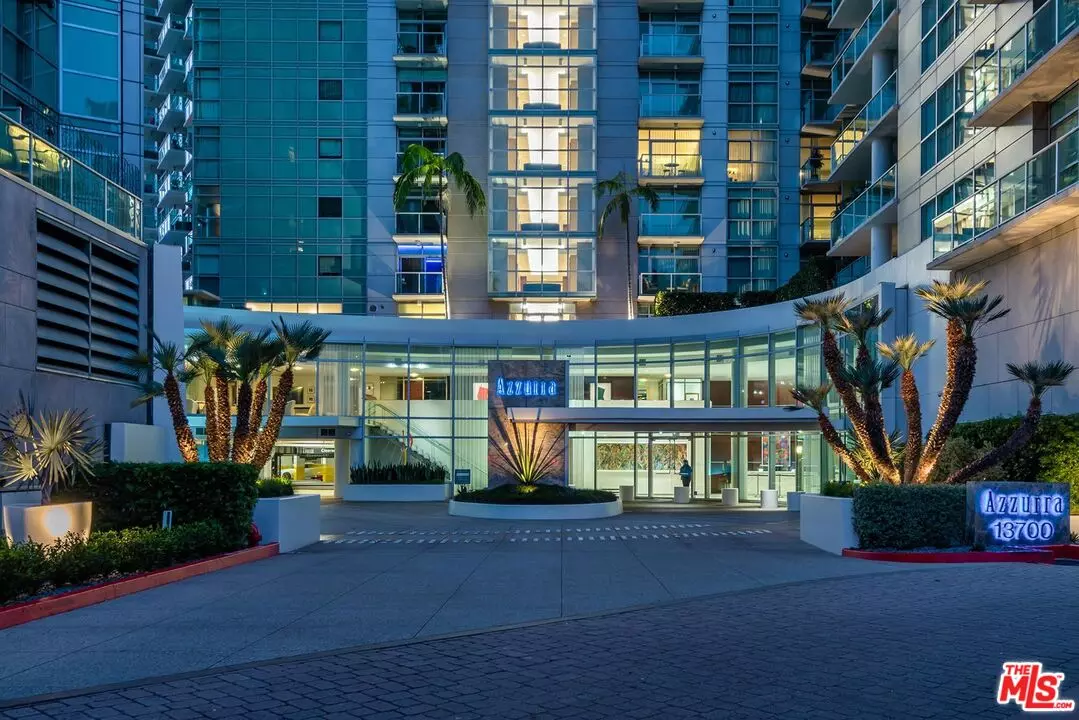 Marina Del Rey, CA 90292,13700 Marina Pointe Dr #1716