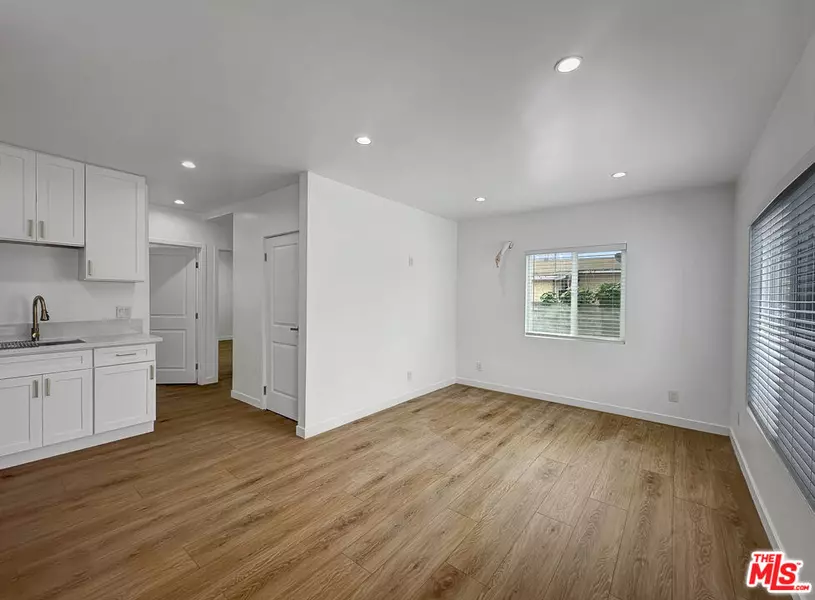 1814 S Longwood, Los Angeles, CA 90019