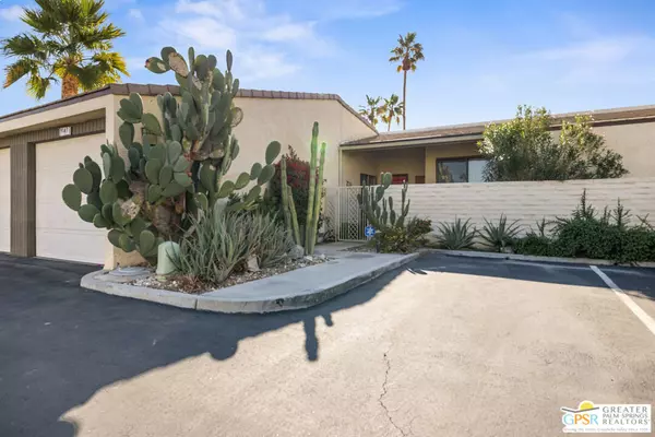 2147 S Via Mazatlan, Palm Springs, CA 92264