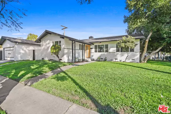 937 Cedar St, Santa Ana, CA 92701