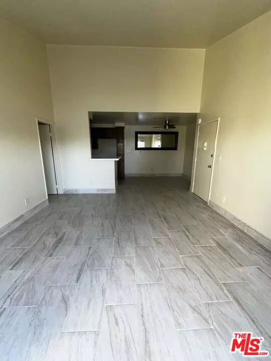 Torrance, CA 90503,3422 Maricopa St #222