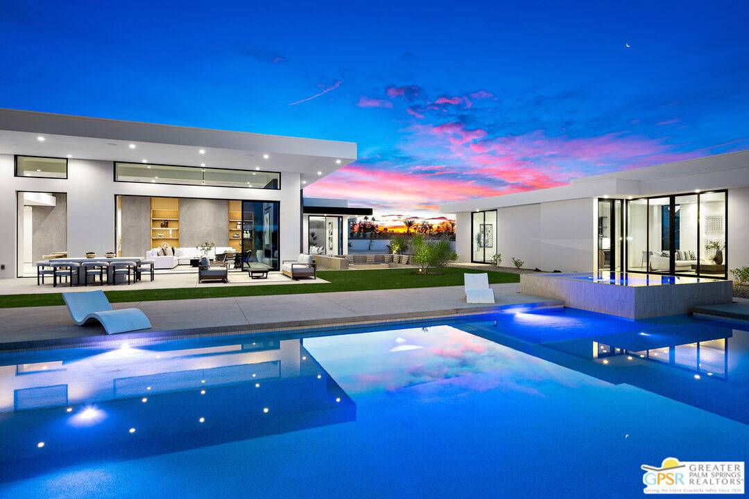 2 Wren Ct, Rancho Mirage, CA 92270