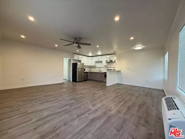 6821 Ben Ave #1, North Hollywood, CA 91605