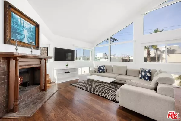 18 Union Jack St #301, Marina Del Rey, CA 90292