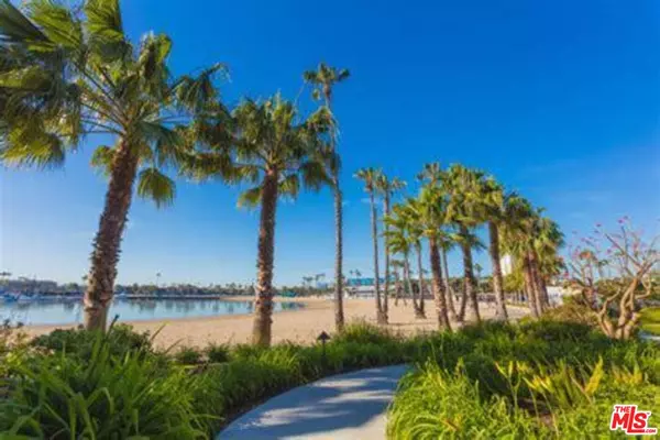 Marina Del Rey, CA 90292,5100 Via Dolce #210