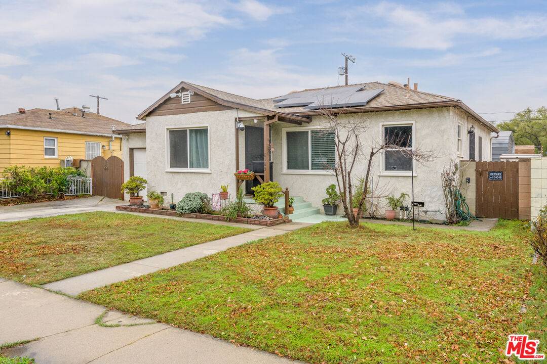 Panorama City, CA 91402,8105 Katherine Ave