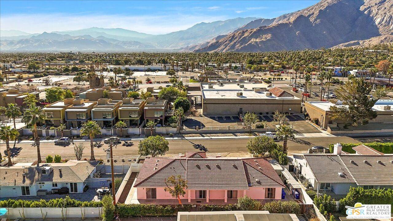 Palm Springs, CA 92262,378 W Cortez Rd