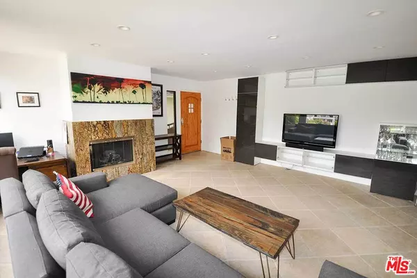 18 Union Jack St #101, Marina Del Rey, CA 90292