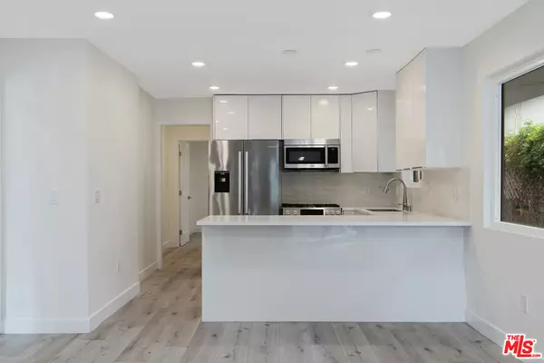 Venice, CA 90291,1025 Pleasantview Ave