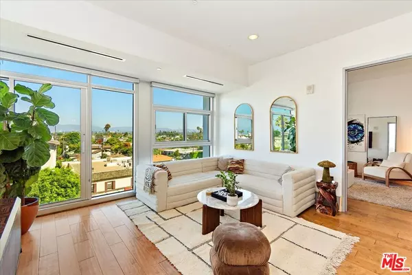 3111 Via Dolce #402, Marina Del Rey, CA 90292