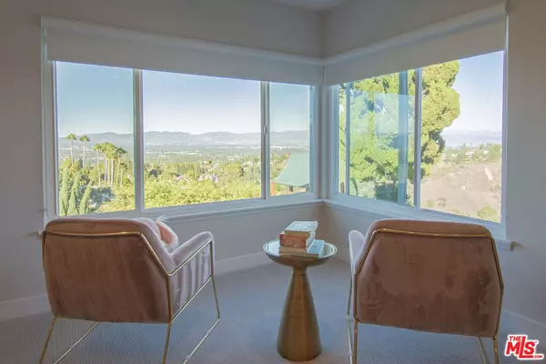 Woodland Hills, CA 91364,4436 Winnetka Ave