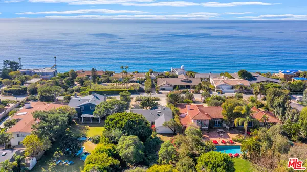 Malibu, CA 90265,7352 Birdview Ave