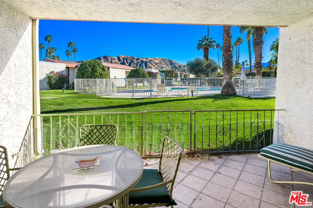 Palm Springs, CA 92264,1249 S La Verne Way