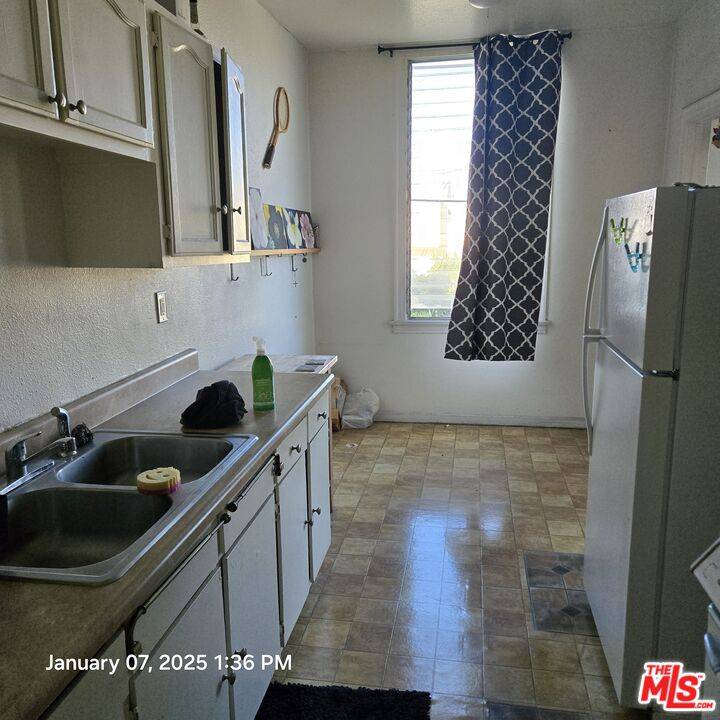 Los Angeles, CA 90026,232 N Belmont Ave