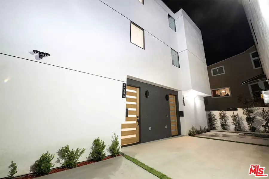 1933 Vista Del Mar St, Los Angeles, CA 90068