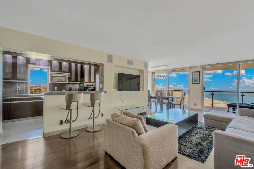 201 Ocean Ave #1709B, Santa Monica, CA 90402