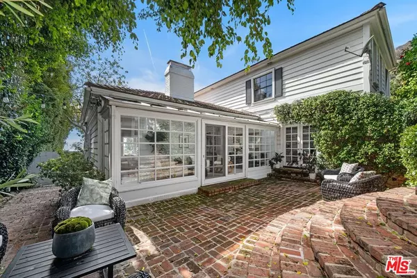 1455 Belfast Dr, Los Angeles, CA 90069
