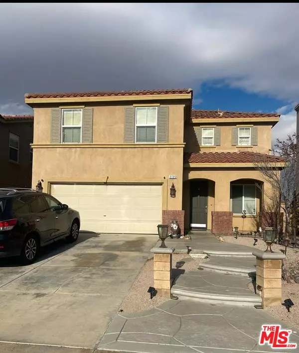 2725 Senna Ln, Palmdale, CA 93551