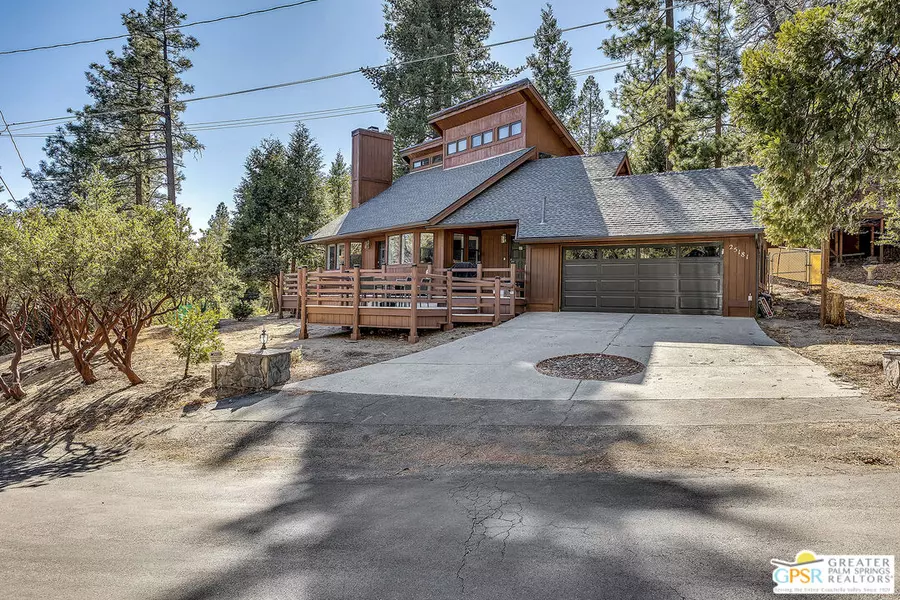 25181 Gail Dr, Idyllwild, CA 92549