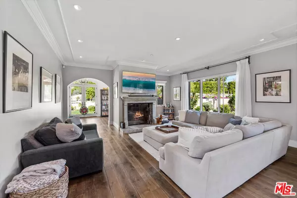 6401 Zumirez Dr, Malibu, CA 90265
