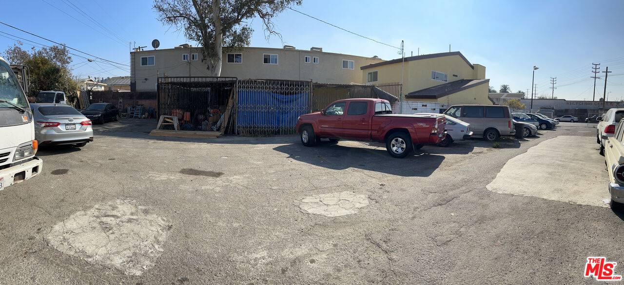 Los Angeles, CA 90065,3900 N Figueroa St