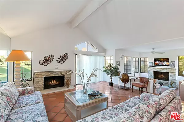 Palm Desert, CA 92260,8 Las Cruces Ln