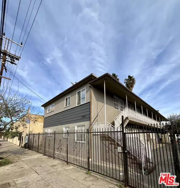 Los Angeles, CA 90044,8108 S Hoover St