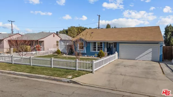 38356 Rosemarie St, Palmdale, CA 93550