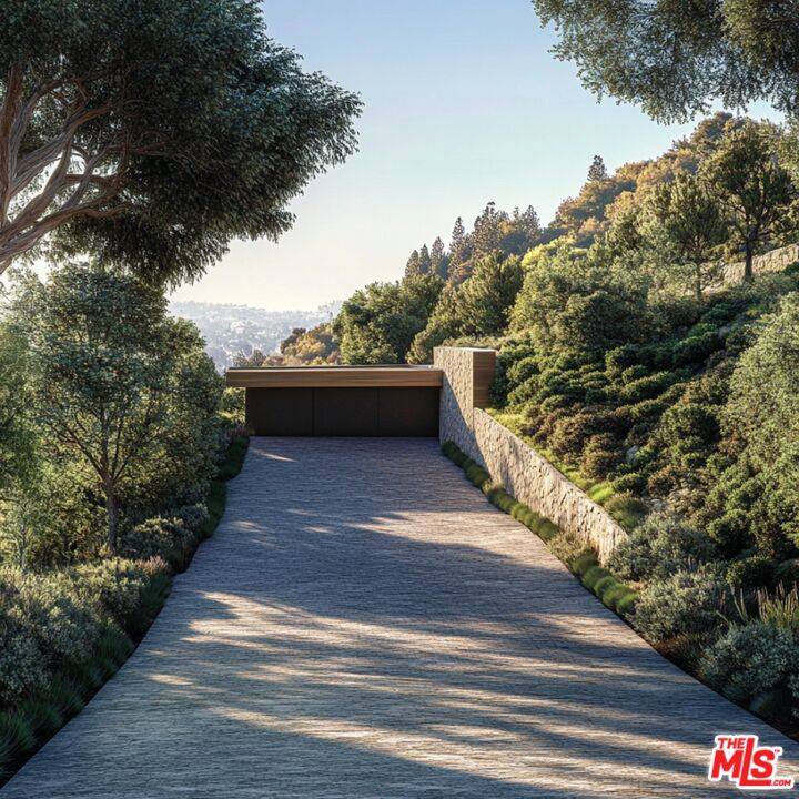 Los Angeles, CA 90068,3200 Oakley Dr