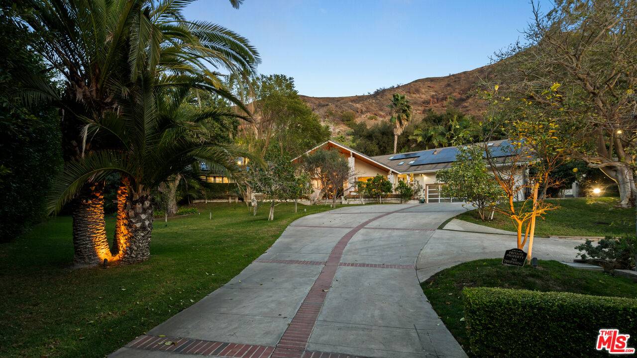Malibu, CA 90265,3410 Serra Rd