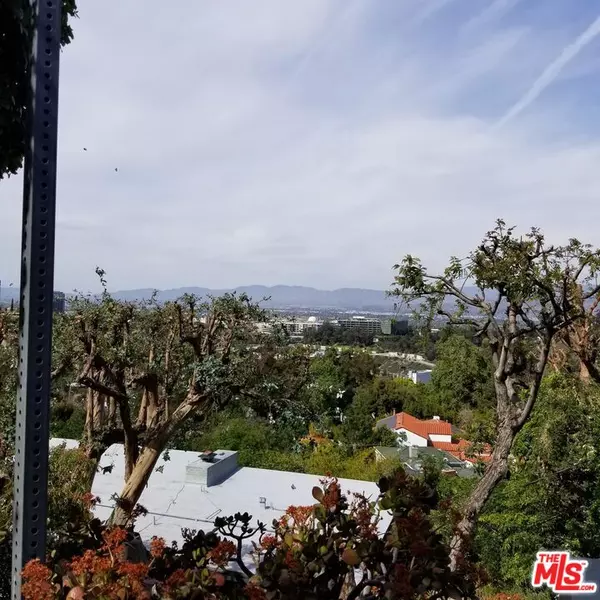 Los Angeles, CA 90046,7260 Woodrow Wilson Dr