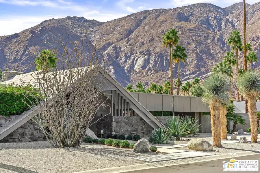 797 W Via Vadera, Palm Springs, CA 92262