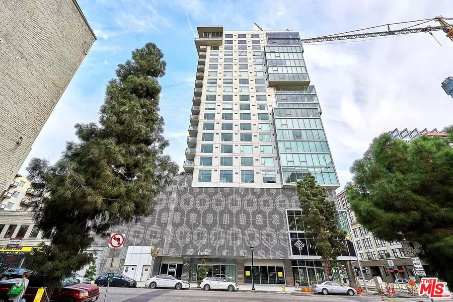 1050 S Grand Ave #2005, Los Angeles, CA 90015