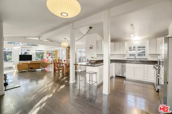 Woodland Hills, CA 91364,4201 Topanga Canyon Blvd #133