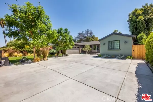 Encino, CA 91436,16446 Moorpark St