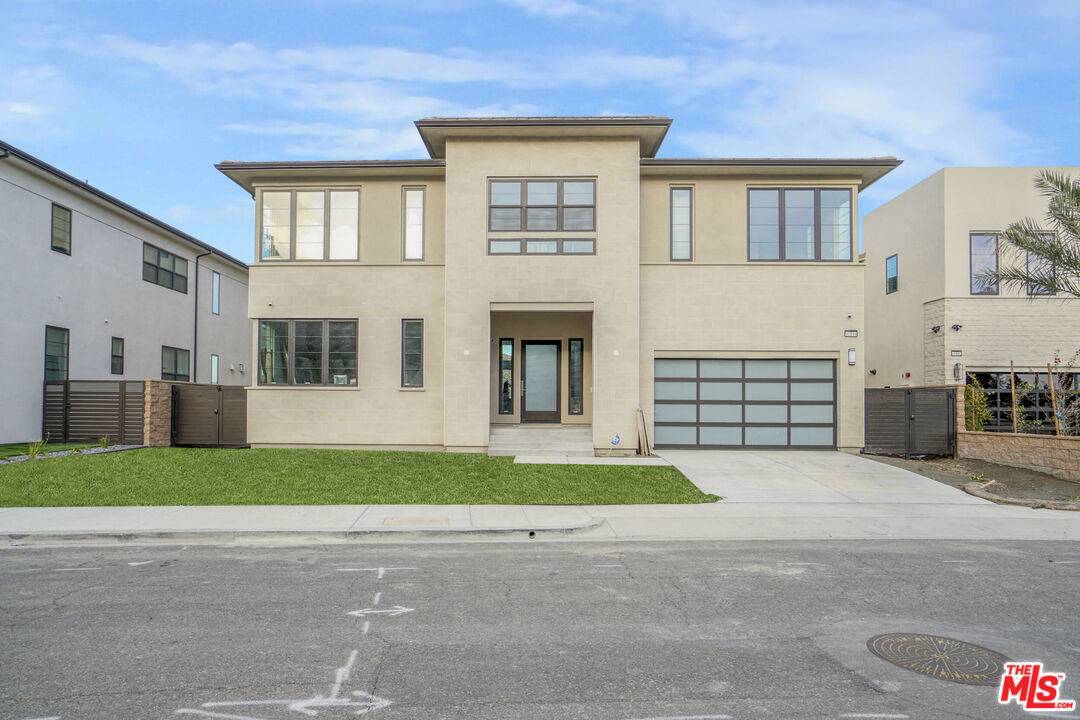 11848 N Hillsborough Ln, Porter Ranch, CA 91326