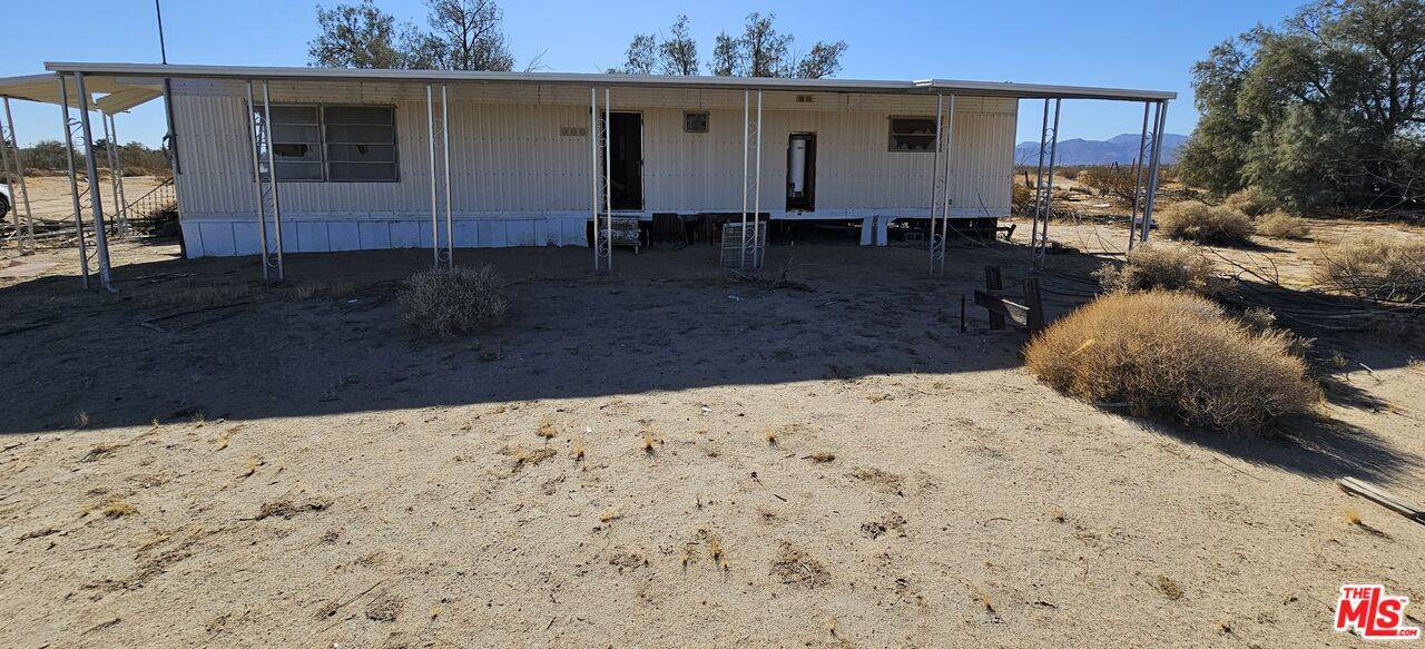 48003 Kiloran St, Newberry Springs, CA 92365