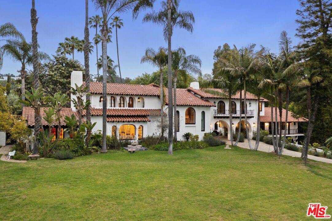 9451 Sunset Blvd, Beverly Hills, CA 90210