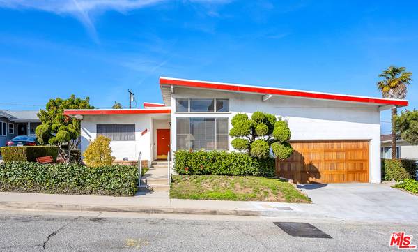 5925 Blairstone Dr, Culver City, CA 90232