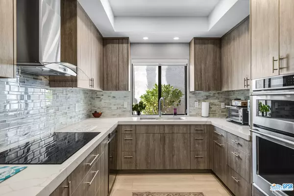 Palm Springs, CA 92264,E Bogert Trl #B